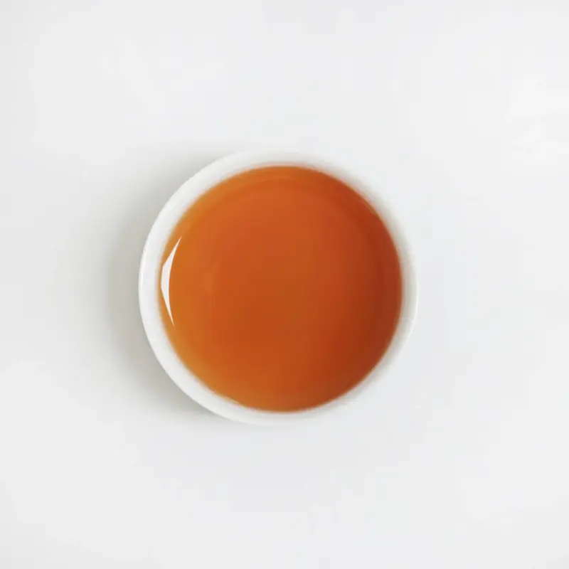 LOT089. 고산 청심오룡 홍차 24夏 탕색